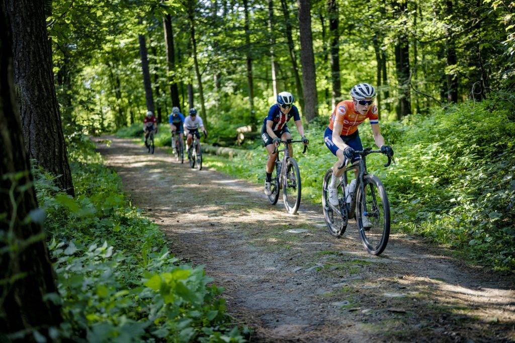 rolling through Haller Bos (Haller Forest) at the 3rd UCI Gravel World Championships 2024 - Flanders (BEL)

©kramon