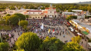 FOTO PLAZA IGLESIA CURA BROCHERO